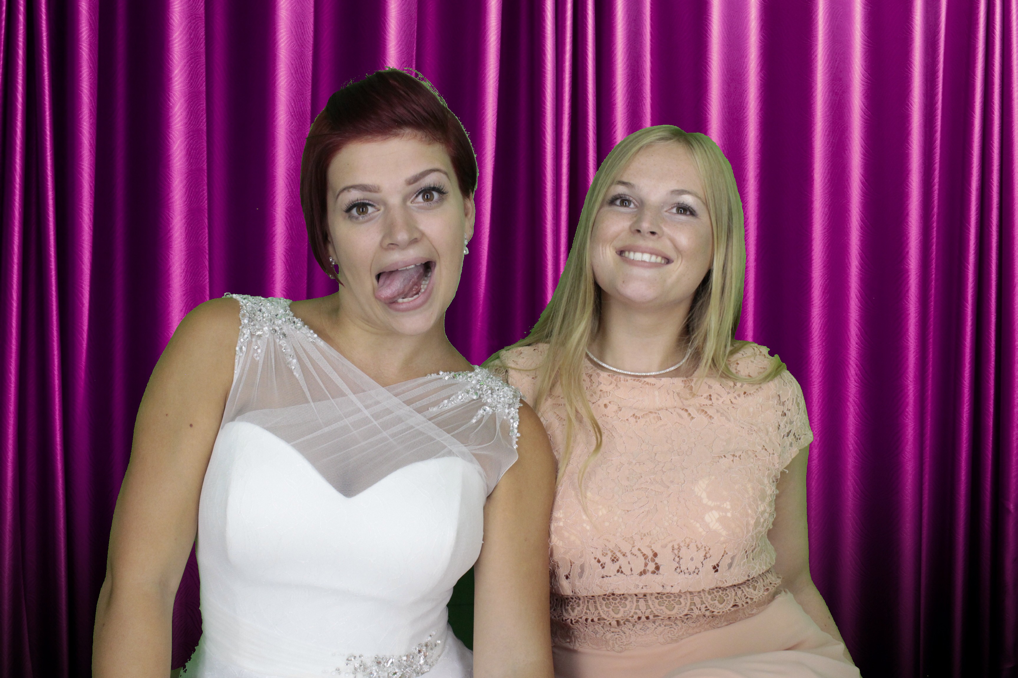 Mr & Mrs Harvey | View more photos from the event at gallery.myphotoboothexperience.co.uk/u/MyPhotoBoothExperienceLtd/Mr-Mrs-Harvey